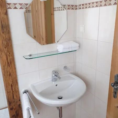 Lejlighedshotel Gollrad Ferienwohnungen Fuer 2 Personen *